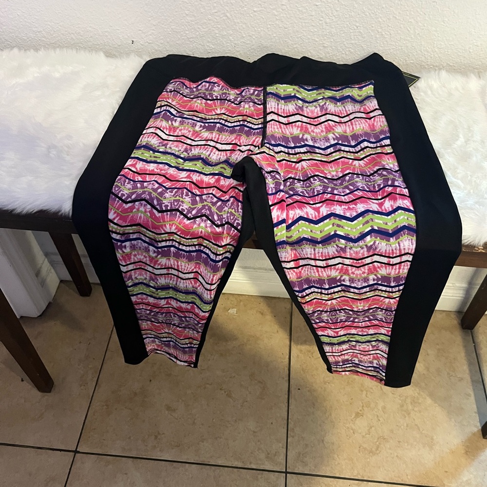 Pink and Purple Zigzag Leggings with Black Side Panels